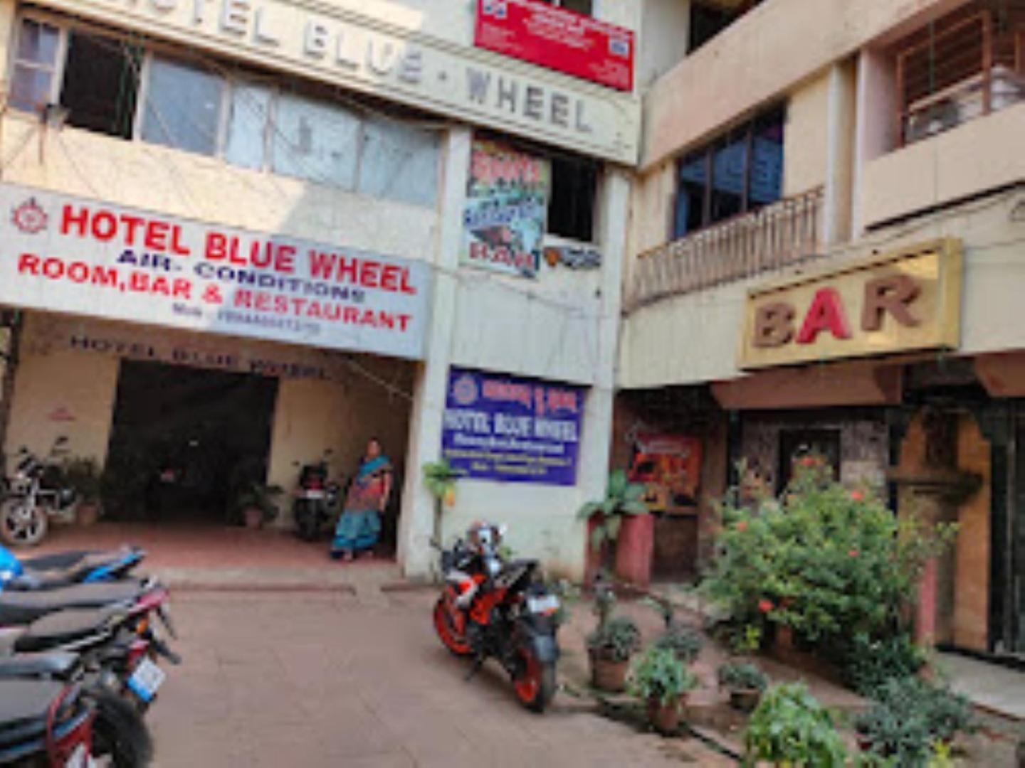 Hotel Blue Wheel,Bhubaneswar Exterior foto